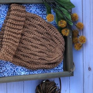 Handmade unisex chunky beanie hat